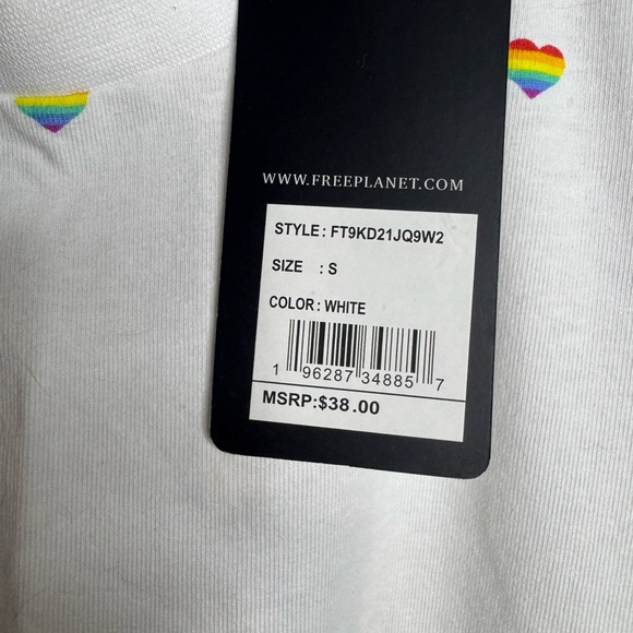Free Planet White Tee with Rainbow Heart Pattern - Picture 2 of 3